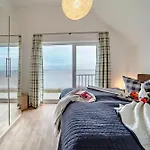 Maisonette Kapteins Lounge By Seeblick Ferien Oro, Rundum Wasser, 6pers, Sauna, Kamin דירה
